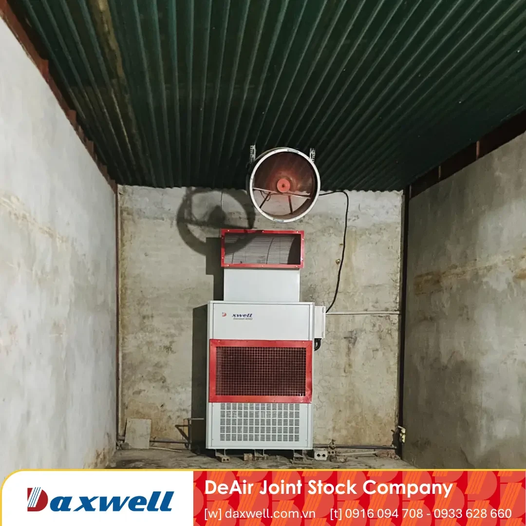 Bên trong phòng sấy được cải tạo để sử dụng với máy sấy heat pump Daxwell